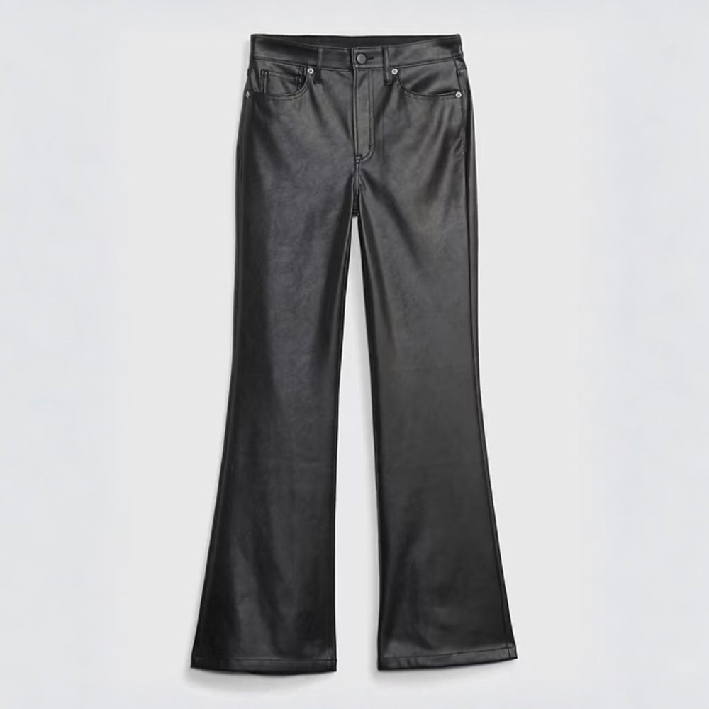 GAP Women’s High Rise 70s Vegan Leather Flare Pants - Size 29/8